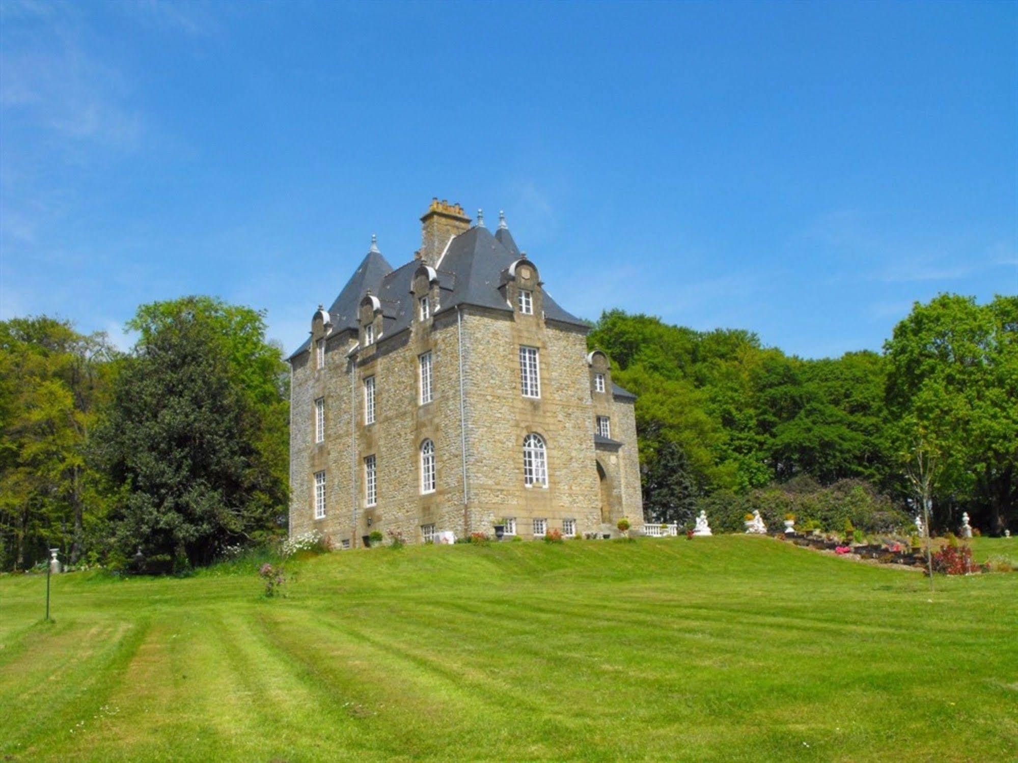 Chateau De Montbrault Fleurigné Dış mekan fotoğraf